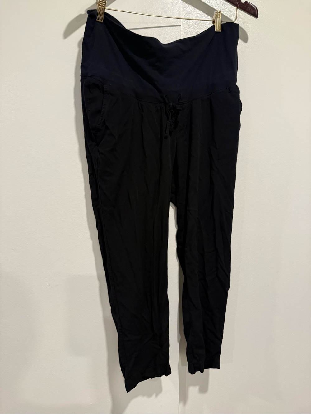 Old Navy Black Maternity Drawstring ankle Lounge Pants size Medium